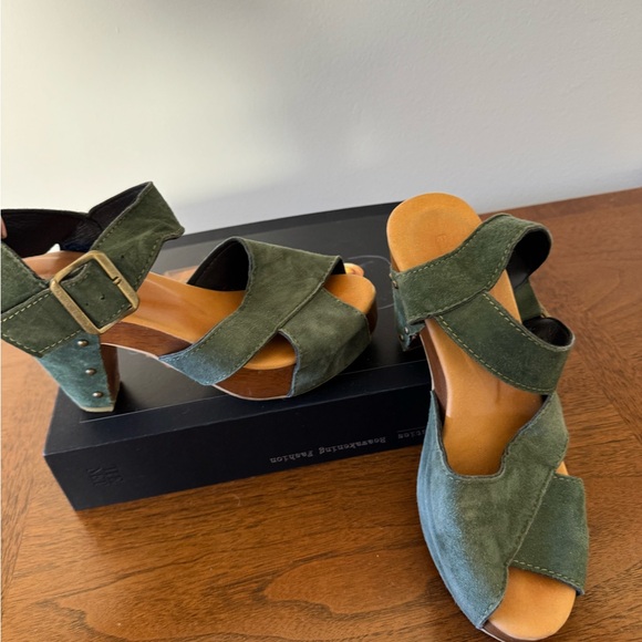 Isabel Marant Etoile Black Suede Moccasins with Multicolor Fringe - Picture 6 of 9